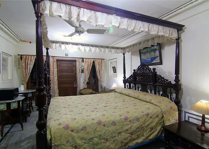 Hotel Pushkar Palace