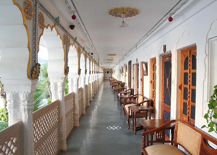 Hotel Pushkar Palace
