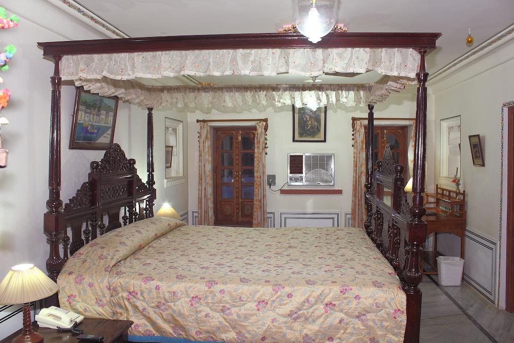 Palace Hotel 3*
