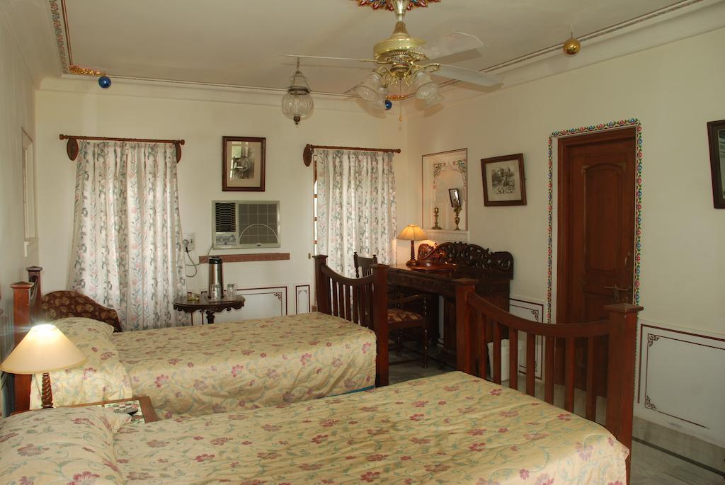 Palace 3* Pushkar